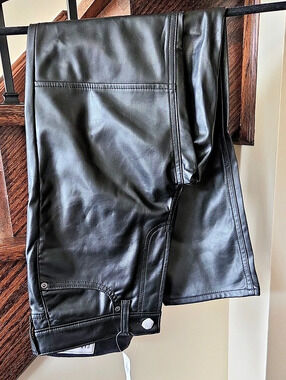Gap Cheeky Straight High Rise Faux Leather Pants Waist 26/2P NWT